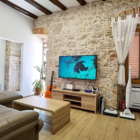 Xy Suites - Design Apartments Šibenik Esterno foto