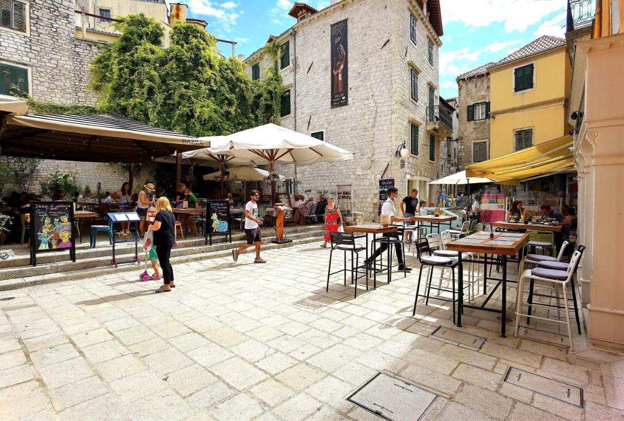 Xy Suites - Design Apartments Šibenik Esterno foto