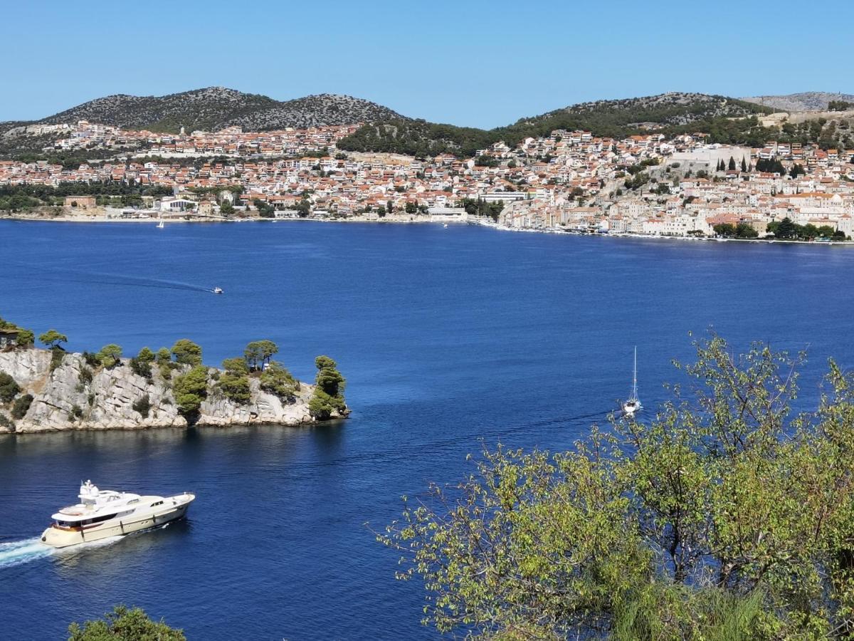 Xy Suites - Design Apartments Šibenik Esterno foto