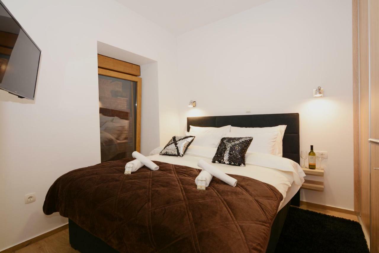 Xy Suites - Design Apartments Šibenik Esterno foto