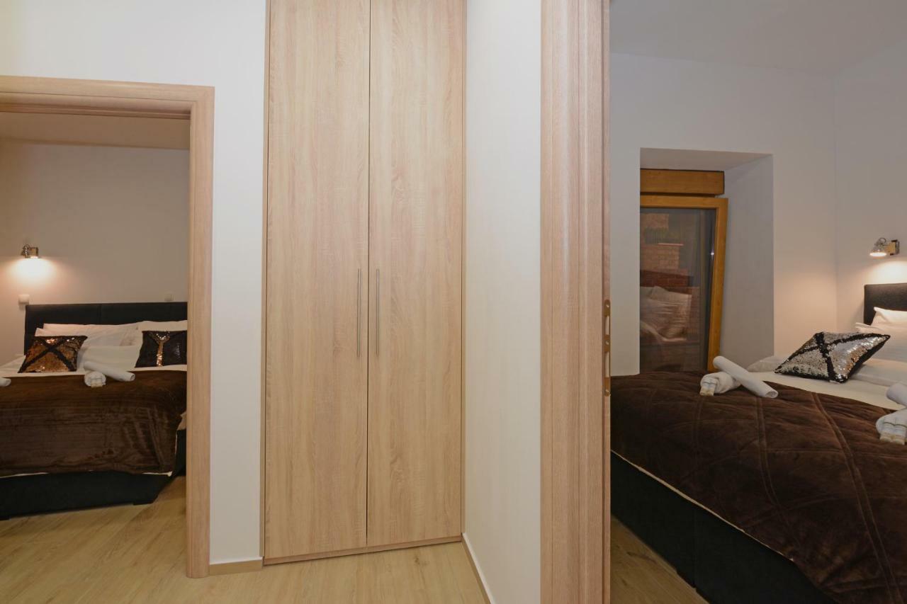Xy Suites - Design Apartments Šibenik Esterno foto