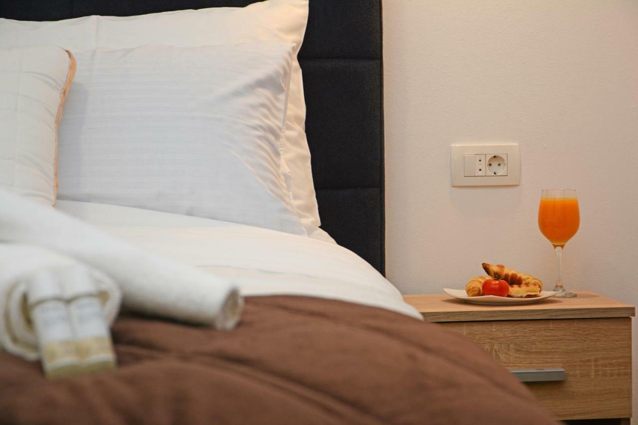 Xy Suites - Design Apartments Šibenik Esterno foto